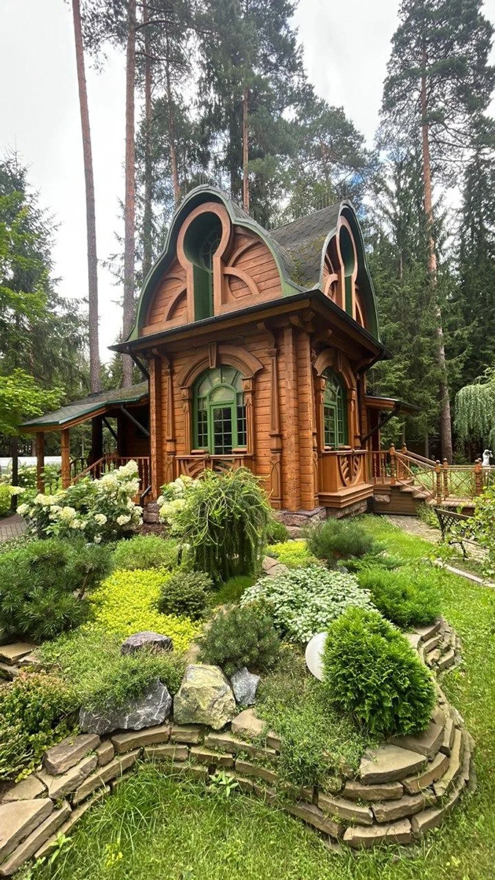 Профессиональная шлифовка и покраска деревянных фасадов